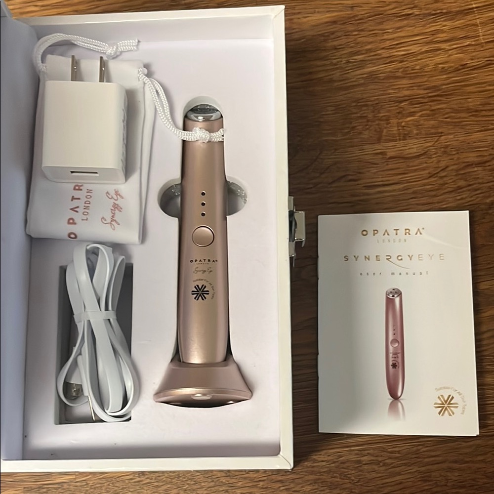 Opatra London LED red light for Eyes/Lips